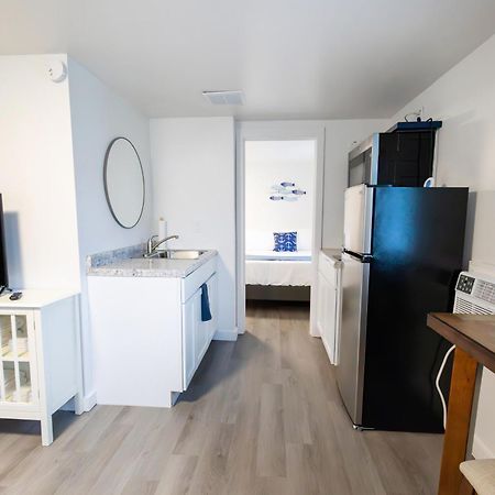 Anchor Bay Inn And Suites Sandusky megye Kültér fotó